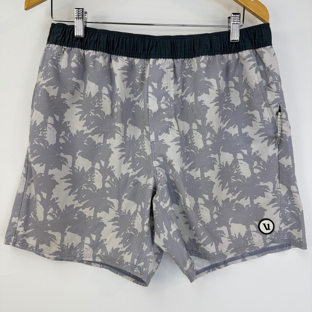 Vuori Cape Shorts Mens Large Grey Tropical Palm V369 Unlined Volley 6" Inseam